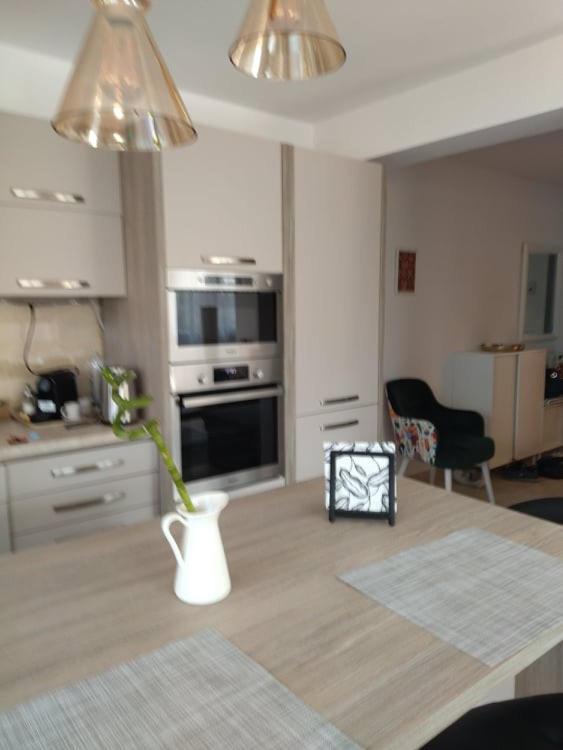 Belcara Apartment Буштені Екстер'єр фото
